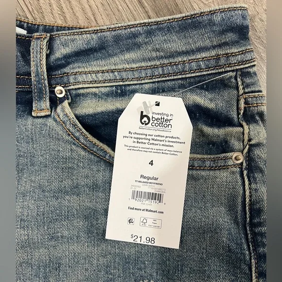 Time and Tru Women's Boyfriend Jeans in Light Blue - Picture 3 of 3